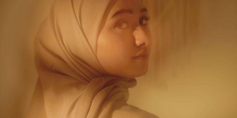 YouTube.com/Nadzira Shafa